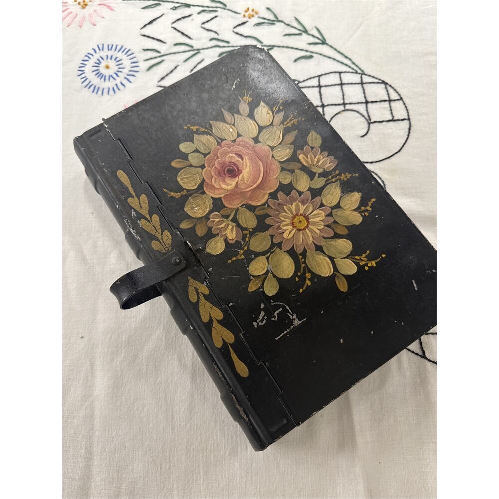 Vtg. Toleware Handpainted metal silent butler crumb catcher floral (book cover) - Picture 2 of 10